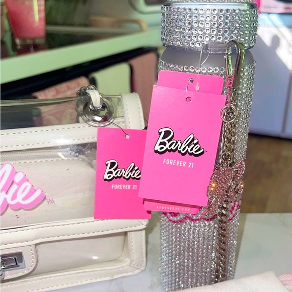 COPY - Barbie Rhinestone Water Bottle - Picture 4 of 5